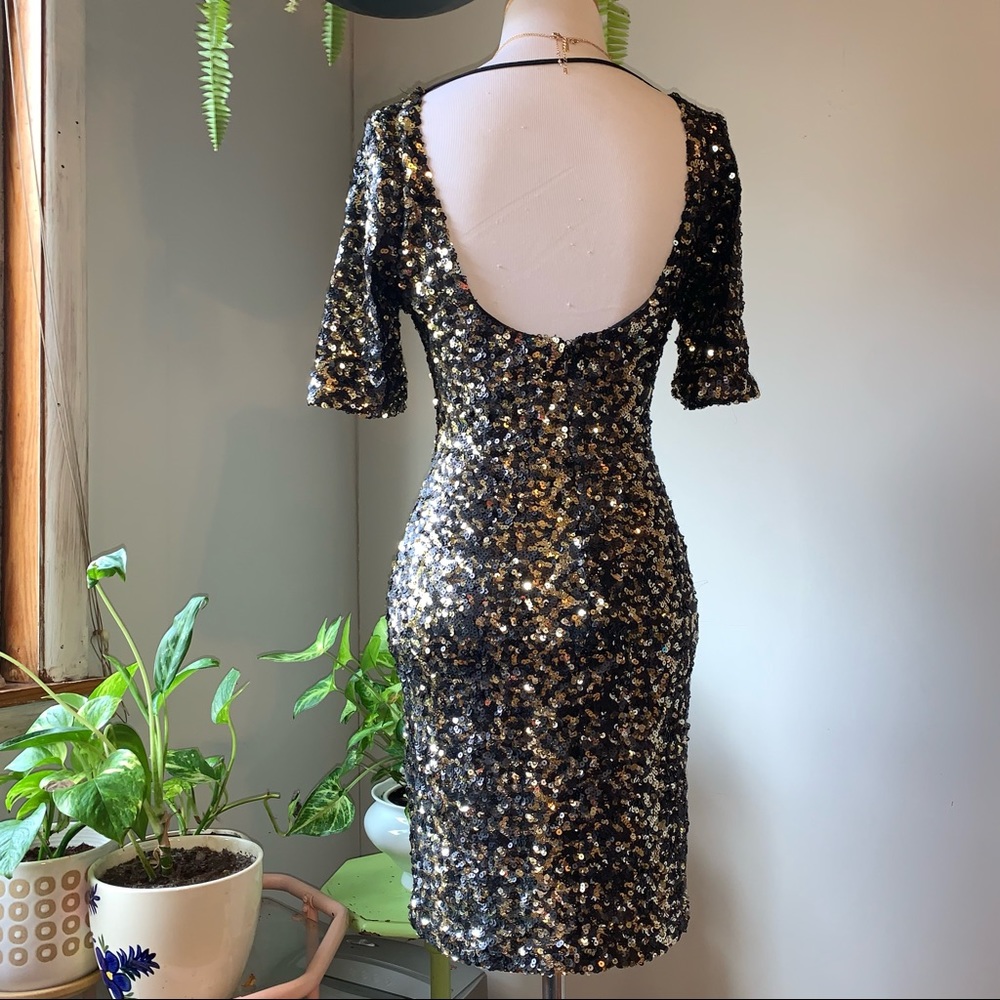 Gianni Bini Fully Sequined Black Gold Mix Mini Dress New Years Homecoming Prom! - Picture 4 of 14